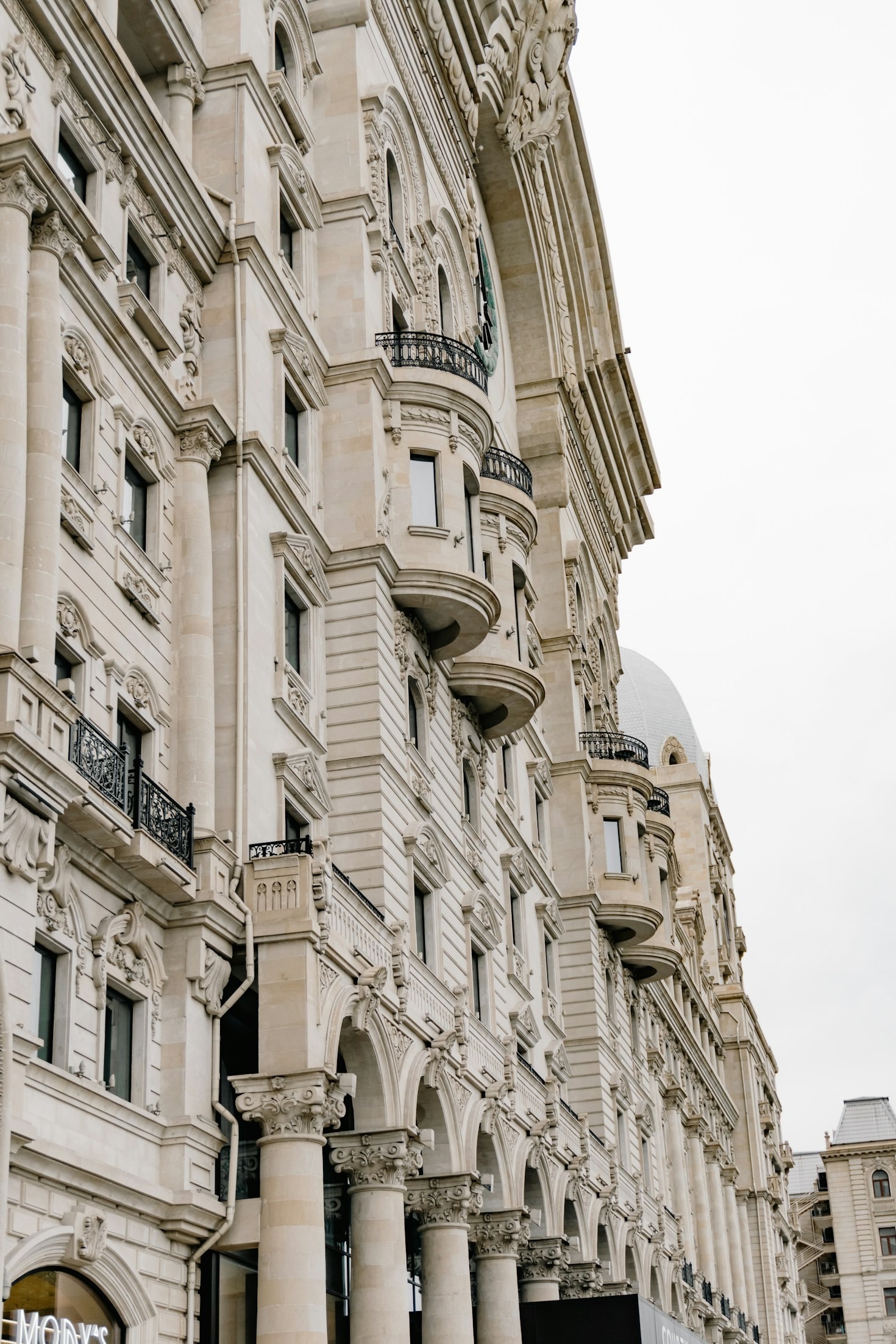 The Ultimate Guide to Baku’s Walking Tours