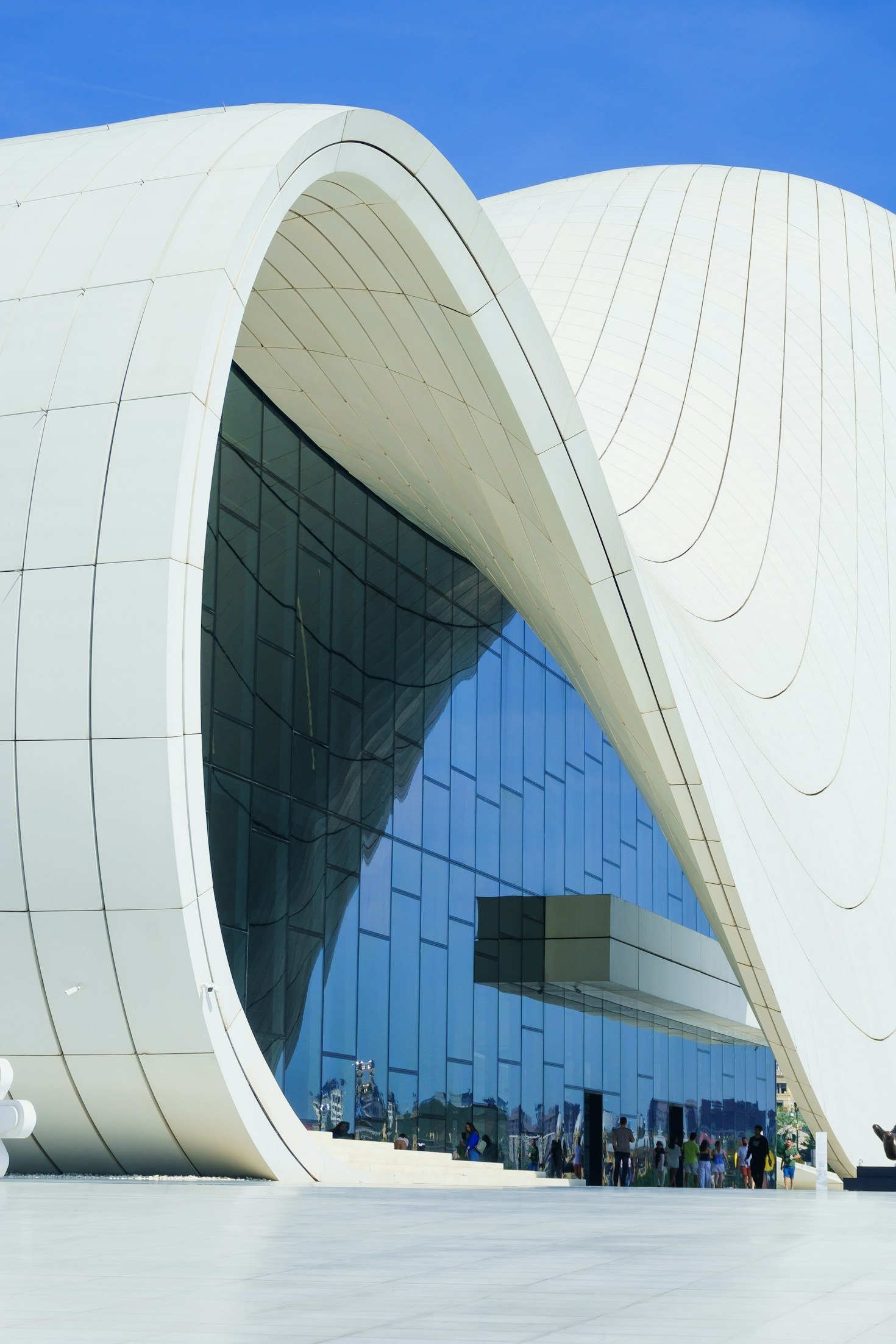 Walking Through Baku: Tips for First-Time Visitors